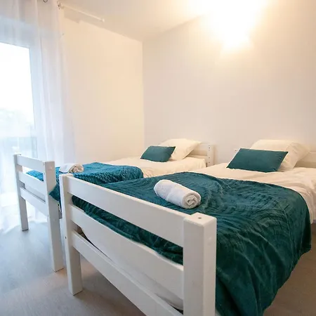 Spacieux & Lumineux Proche De Paris & Versailles