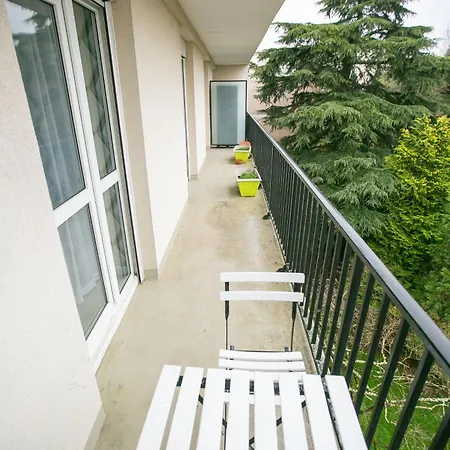 Spacieux & Lumineux Proche De Paris & Versailles Apartment *